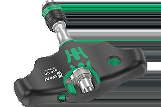 The ratchet mechanism of the T-handles is completely embedded in the handle.